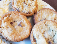 Load image into Gallery viewer, Macadamia Chocolate Chip Cookies
