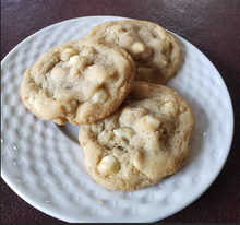 Load image into Gallery viewer, Macadamia White Chocolate Cookies

